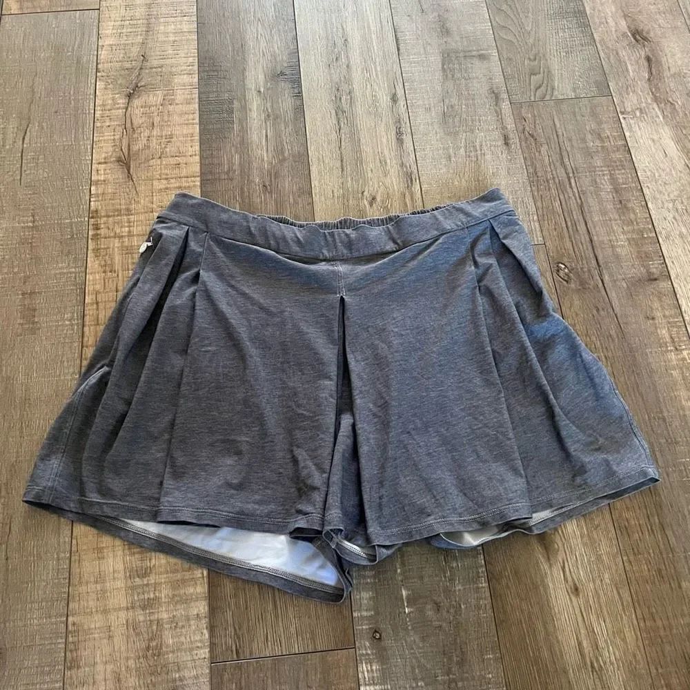 Lululemon City Skort Gray Zip
Pockets Pleated Shorts Women's
Size 10